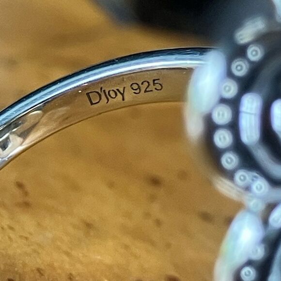 Genuine White Buffalo Sterling Silver Ring Size 7 - Picture 6 of 9